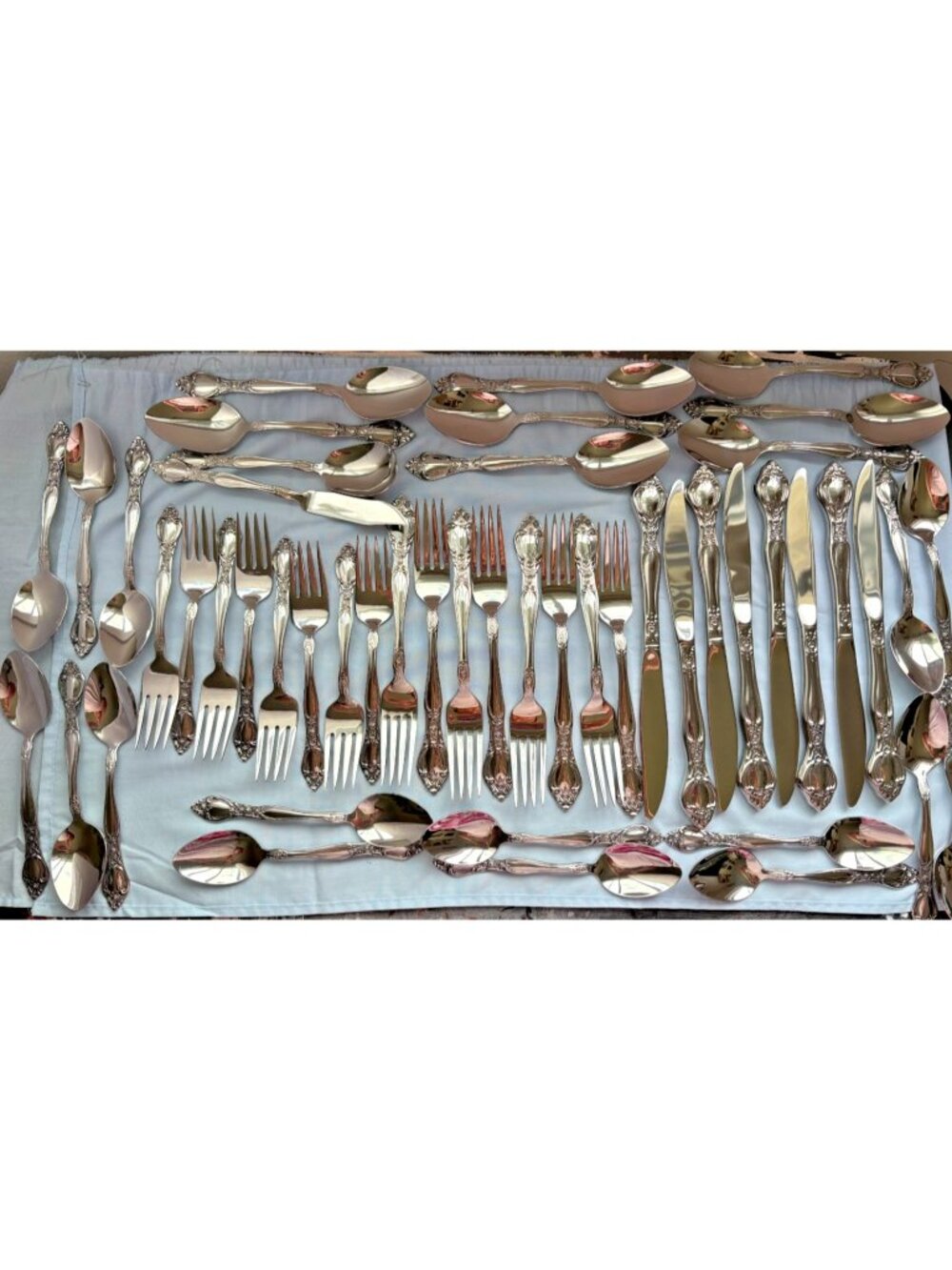 Miracle Maid USA Stainless Steel Baroque Rose Pattern 50 Piece Flatware Set New